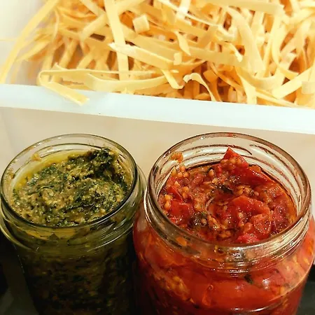 Domaine Cardu Oda ve Kahvaltı 3*