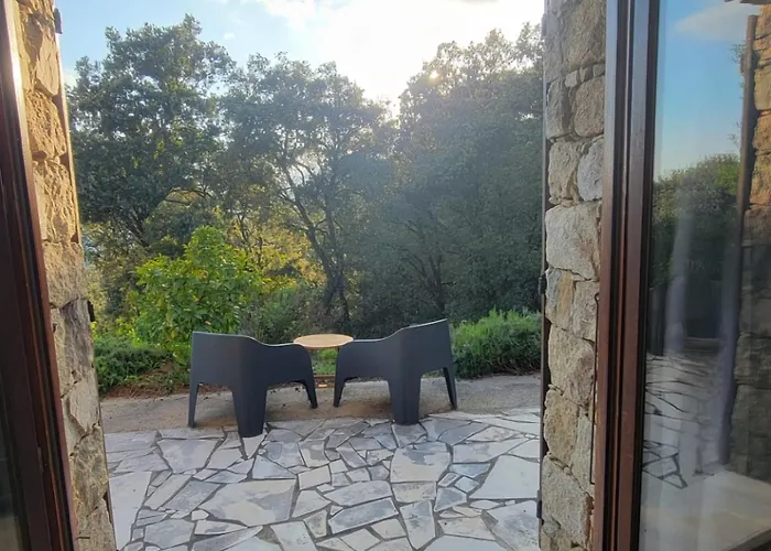 Domaine Cardu Bed & Breakfast