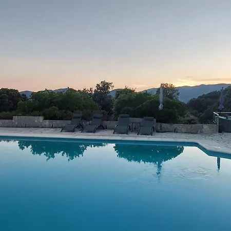 Domaine Cardu 3*
