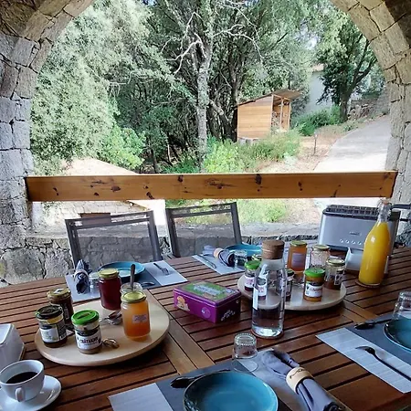 Domaine Cardu Bed & Breakfast