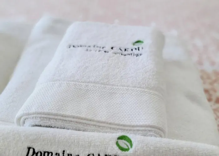 Domaine Cardu ベッド・アンド・ブレックファスト 3*