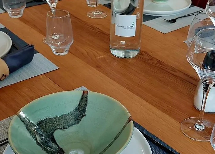 ベッド・アンド・ブレックファスト Domaine Cardu 3*